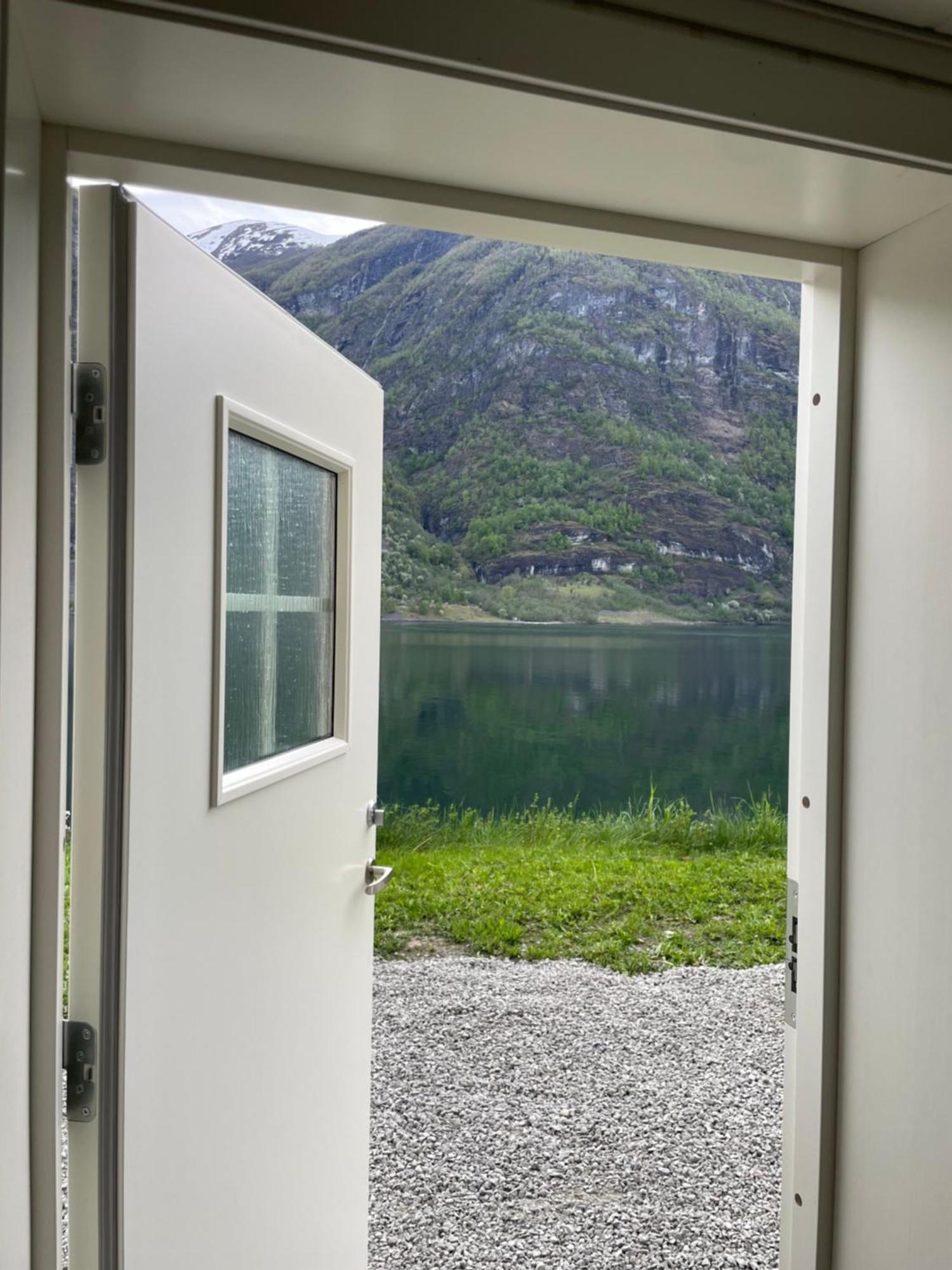 Aurland Feriehus المظهر الخارجي الصورة