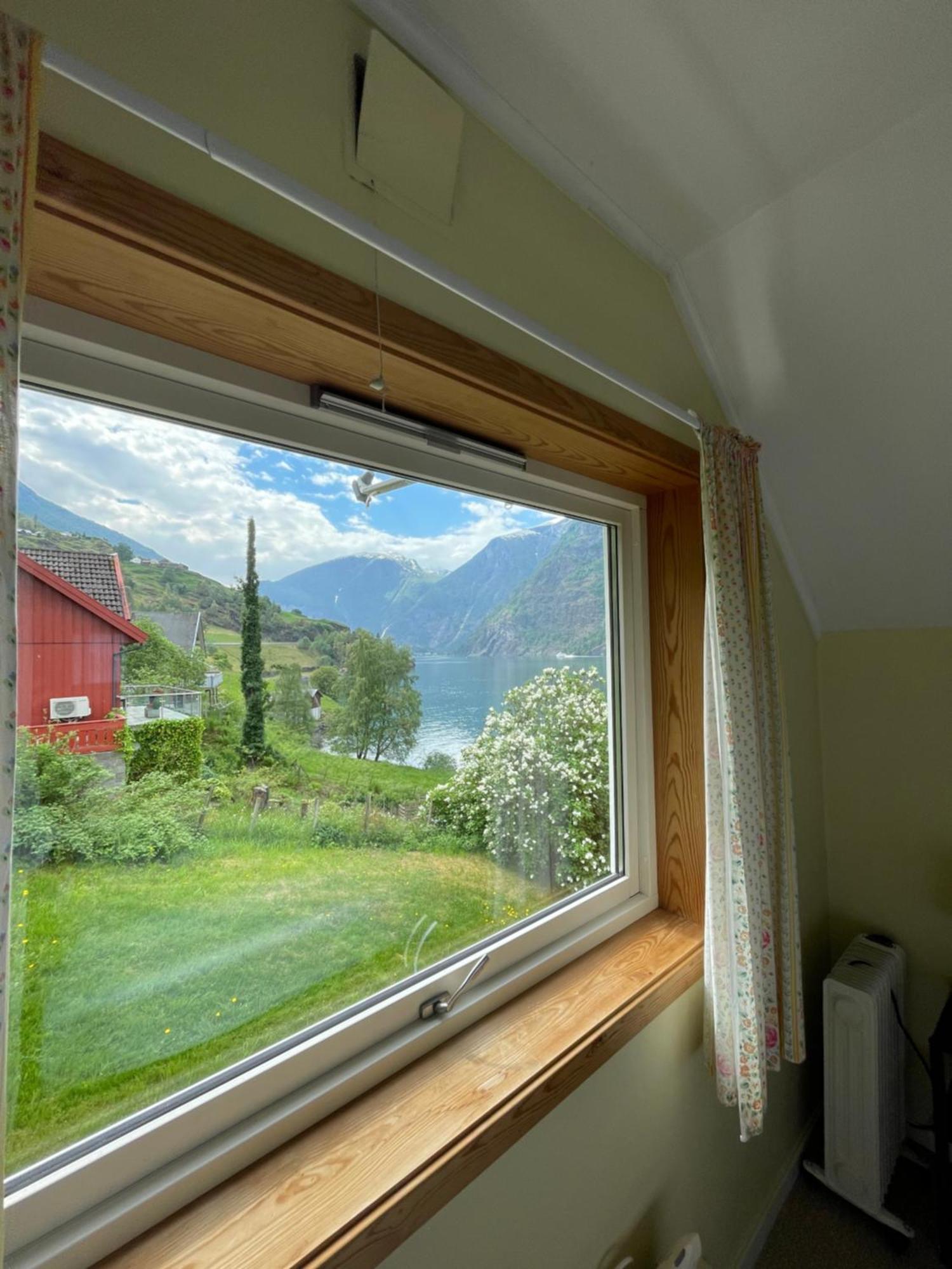 Aurland Feriehus المظهر الخارجي الصورة
