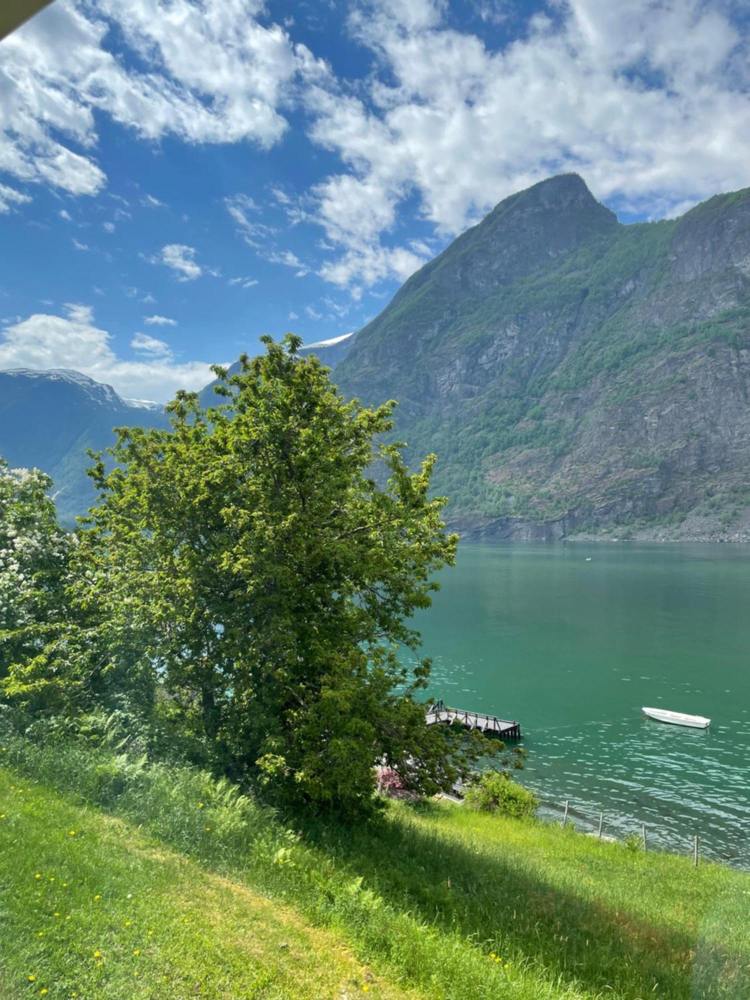 Aurland Feriehus المظهر الخارجي الصورة